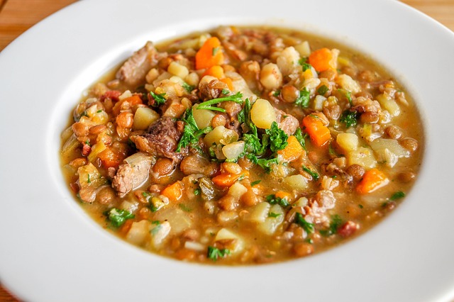 Traditional Spanish lentils: a classic recipe