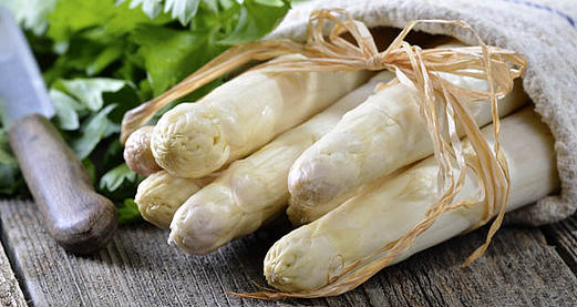 Asperges blanches cuites