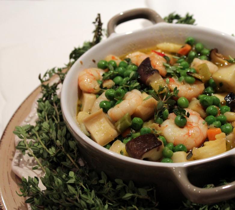 Pois avec des champignons et des crevettes