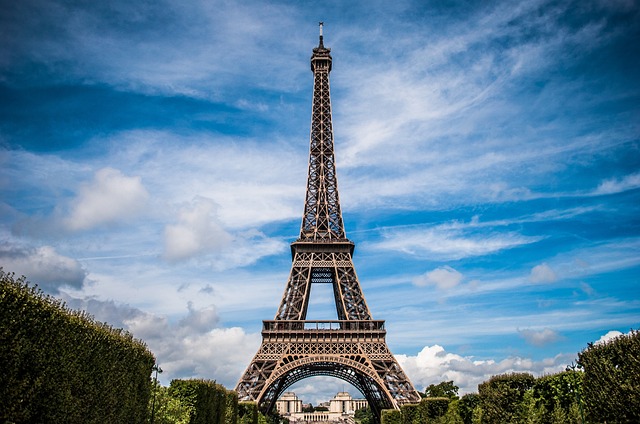 Buy Spanish food in France