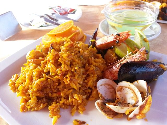 Comidas de verano españolas: Sabores refrescantes para disfrutar bajo el sol