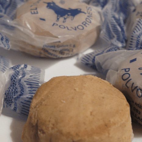 Spanish polvorones and mantecados