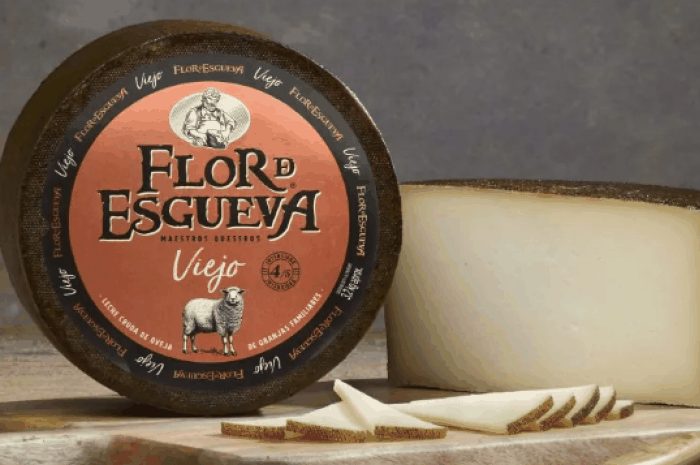 Flor de Esgueva cheese: the ancestral art of Spanish cheese on your table