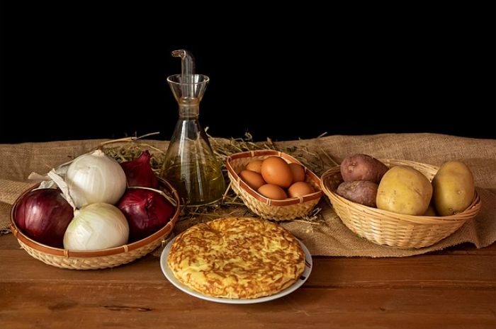 Potato omelette: the traditional recipe step by step