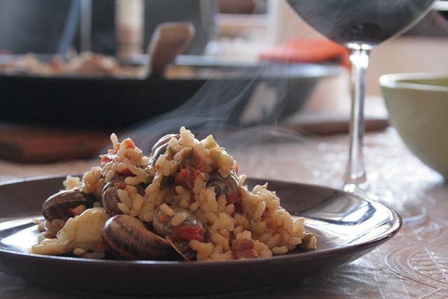 Arroz La Fallera: diferencias entre arroz bomba, arroz redondo y arroz D.O. Valencia