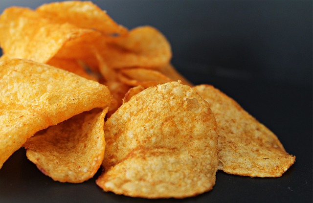 Kaufen Sie Kartoffelchips aus Spanien